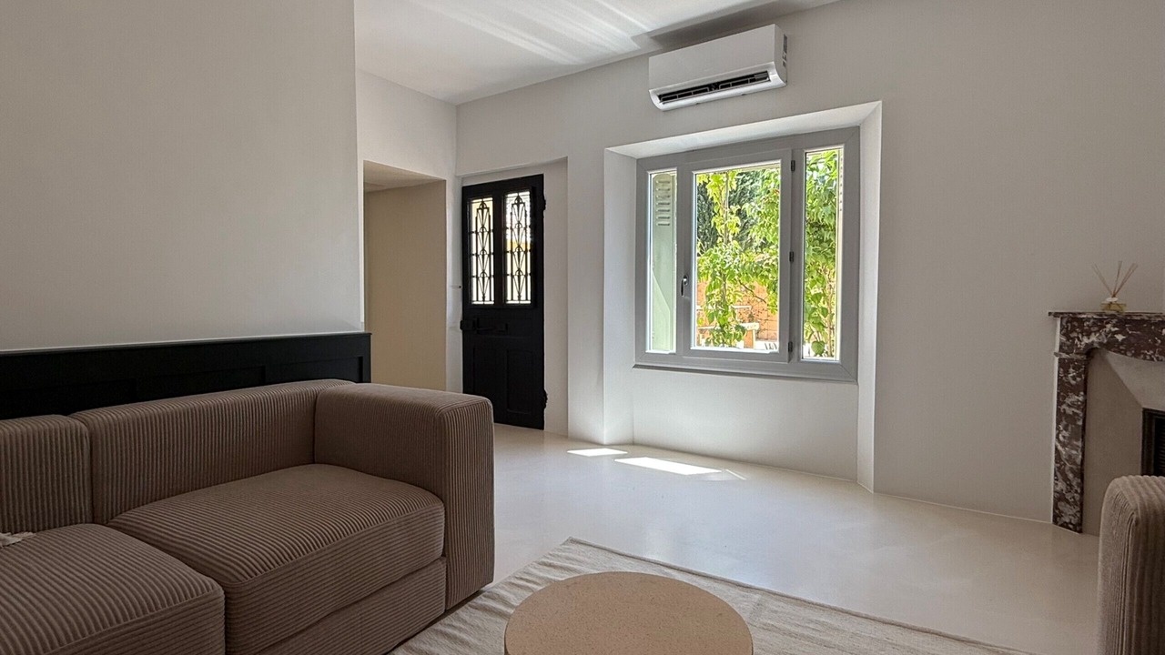 Photo of Livingroom in Entrechaux