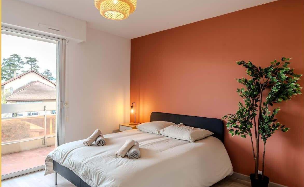 Photo of Bedroom in Etrembieres