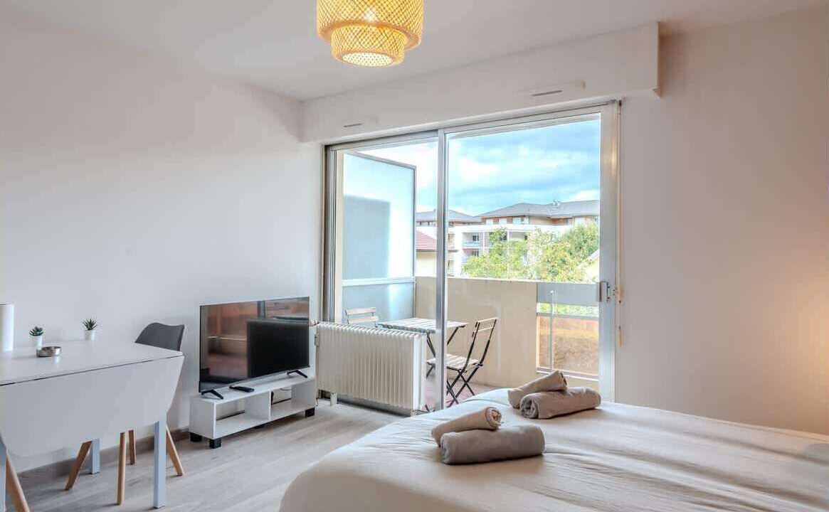Photo of Bedroom in Etrembieres