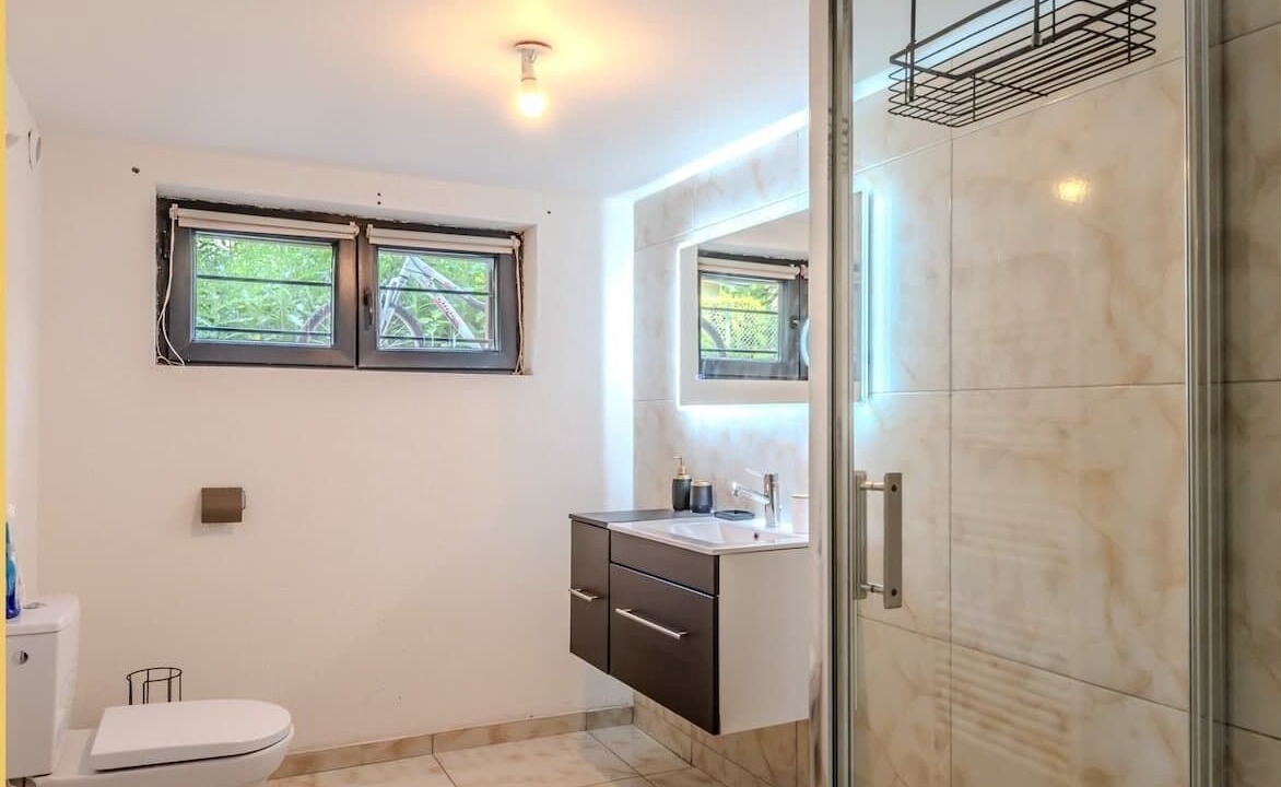 Photo of Bathroom in Vetraz-Monthoux