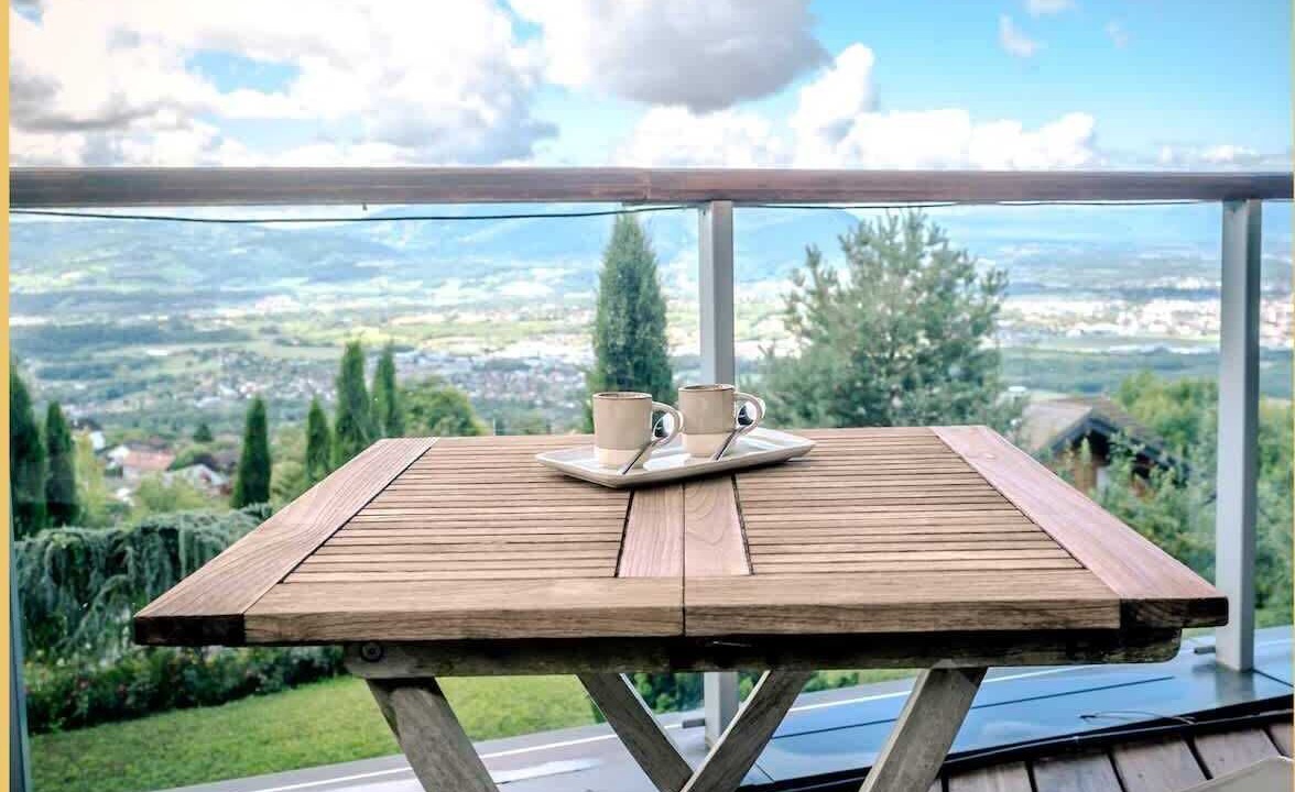 Photo of Outdoor in Cranves-Sales