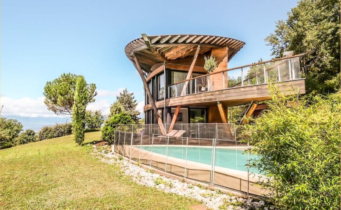 Photo of Outdoor in Cranves-Sales