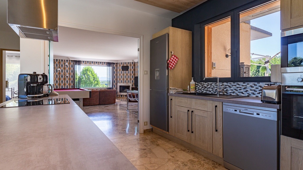 Photo of Kitchen in Charmes-sur-Rhone