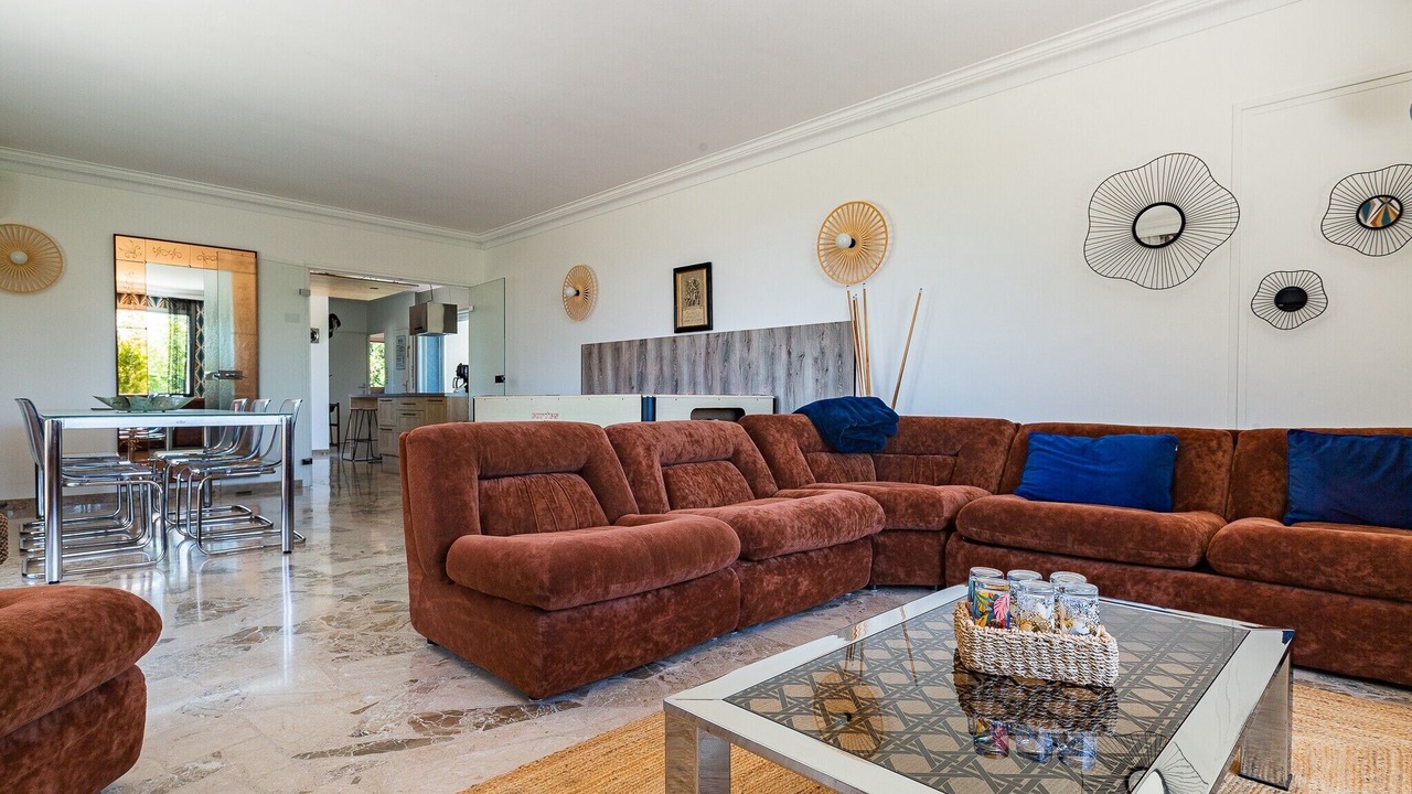 Photo of Livingroom in Charmes-sur-Rhone