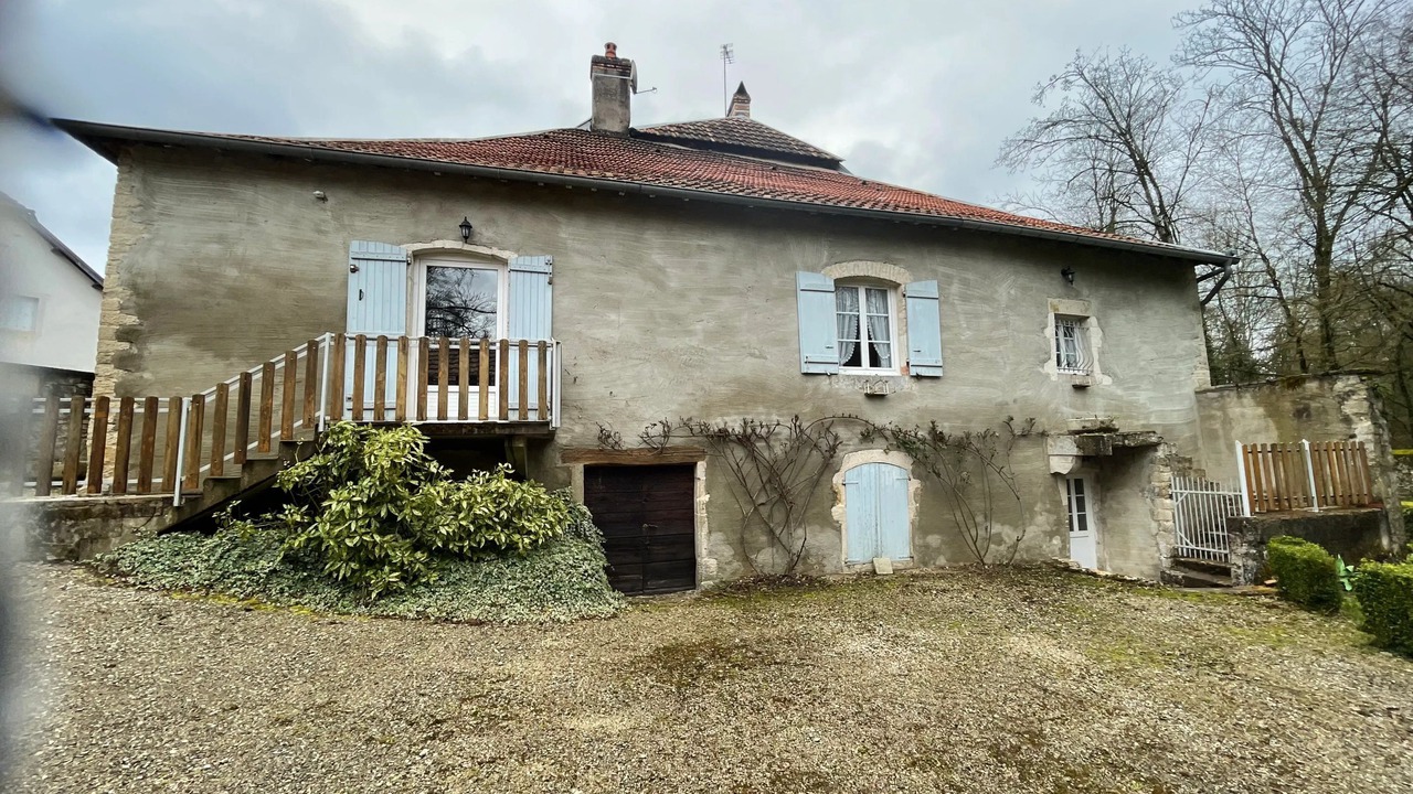 Photo of Outdoor in Charcenne