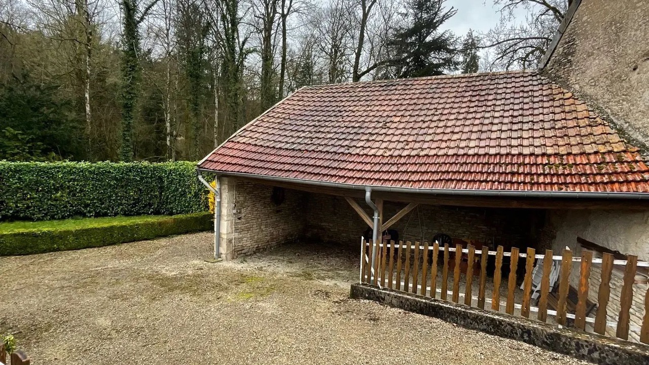 Photo of Outdoor in Charcenne