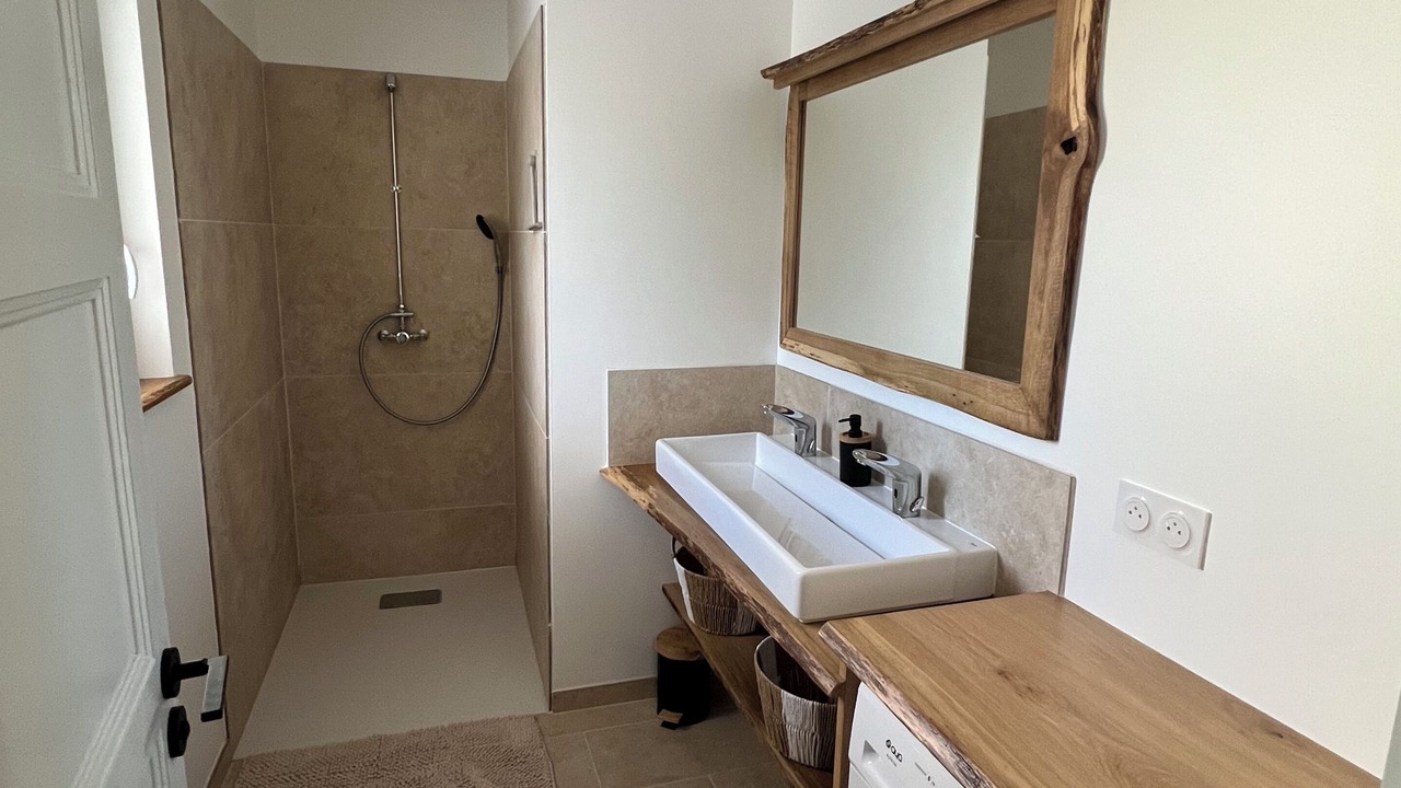 Photo of Bathroom in Gilly-sur-Loire