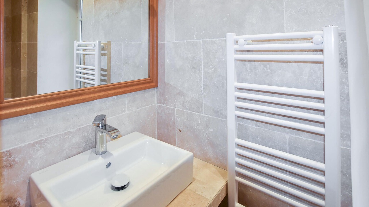Photo of Bathroom in Clansayes