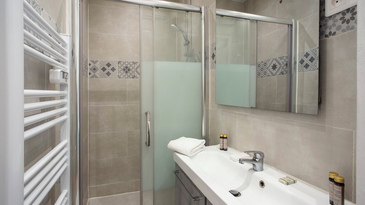 Photo of Bathroom in Saint-Mande
