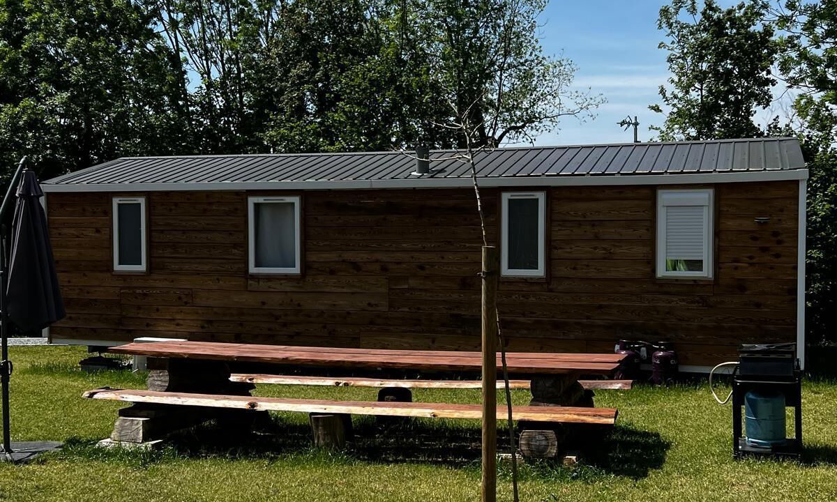 Photo of Outdoor in Loray