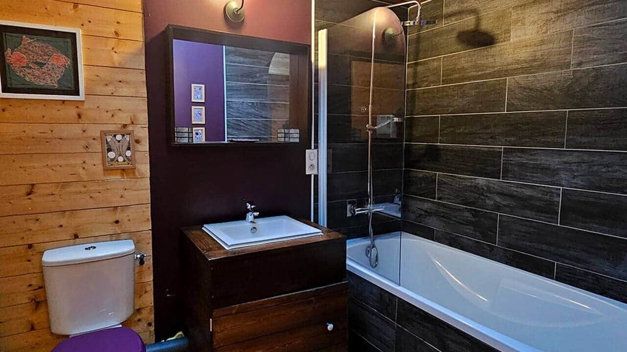 Photo of Bathroom in Travexin
