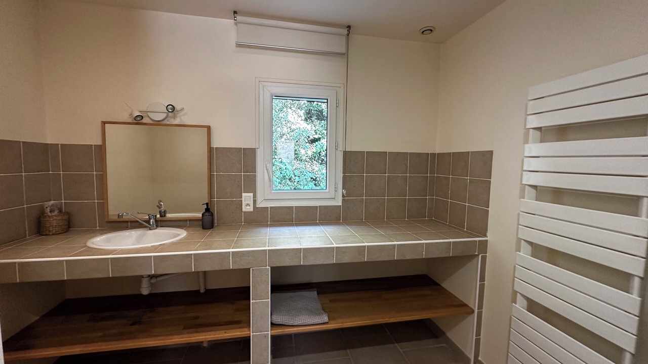 Photo of Bathroom in Solerieux