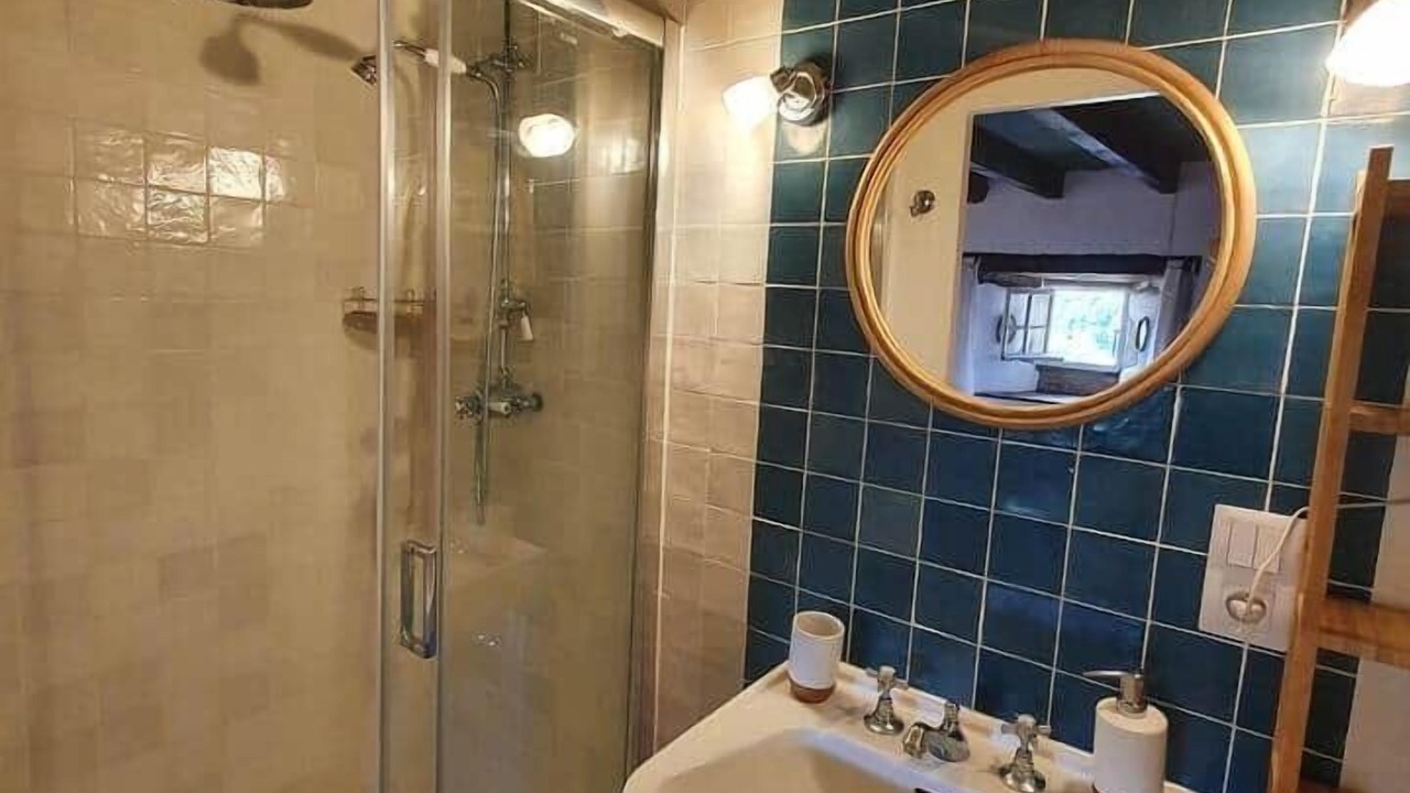 Photo of Bathroom in Lavastrie