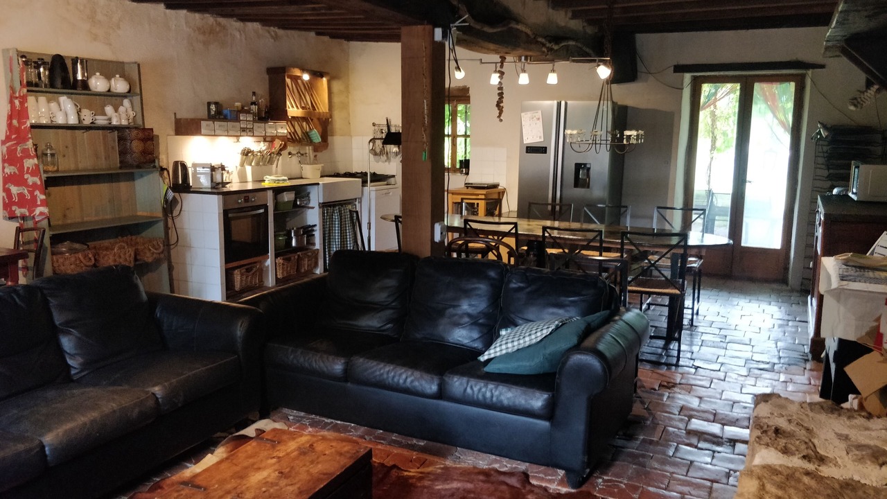 Photo of Livingroom in Crux-la-Ville