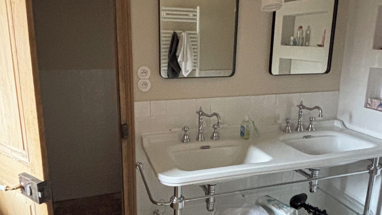 Photo of Bathroom in Recoules-d'Aubrac