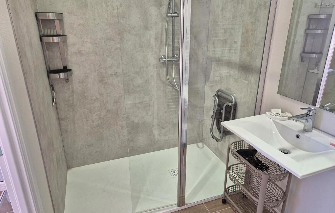 Photo of Bathroom in Palinges
