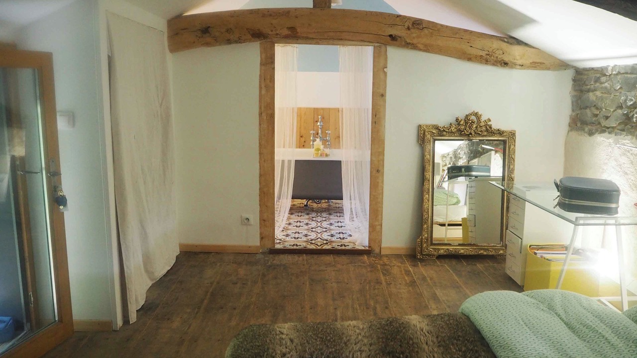 Photo of Bedroom in Valsonne