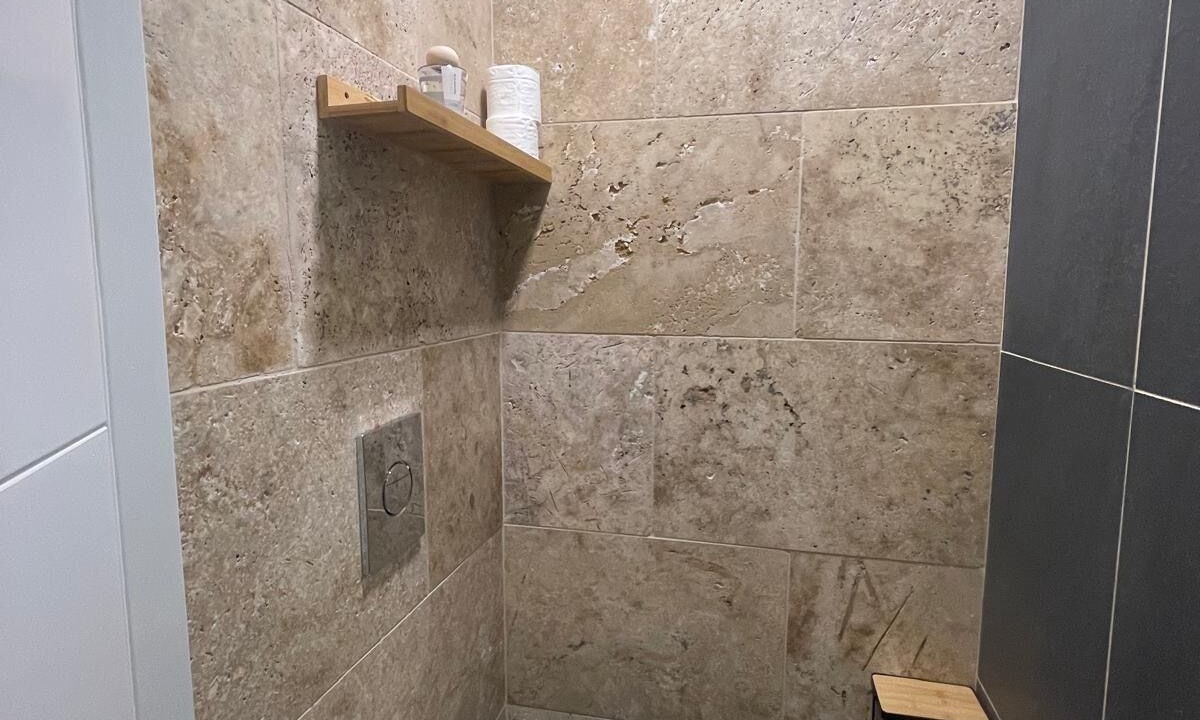 Photo of Bathroom in Le Creusot