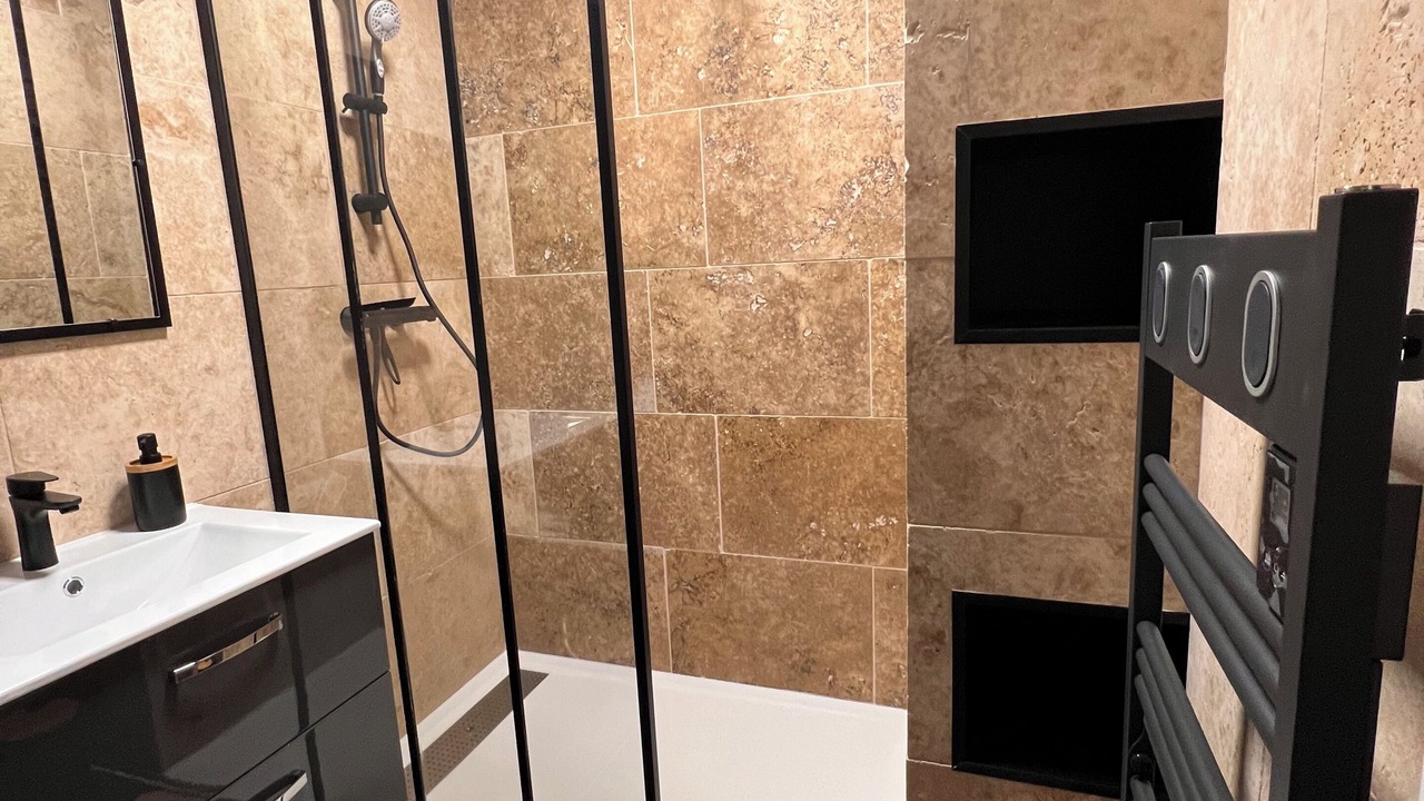 Photo of Bathroom in Le Creusot