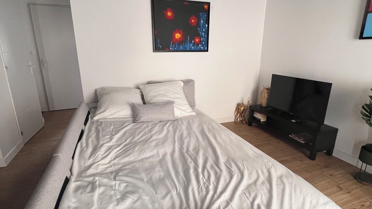 Photo of Bedroom in Le Creusot