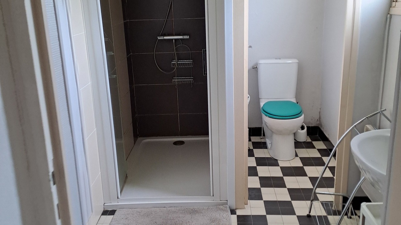 Photo of Bathroom in Chateau-Chinon