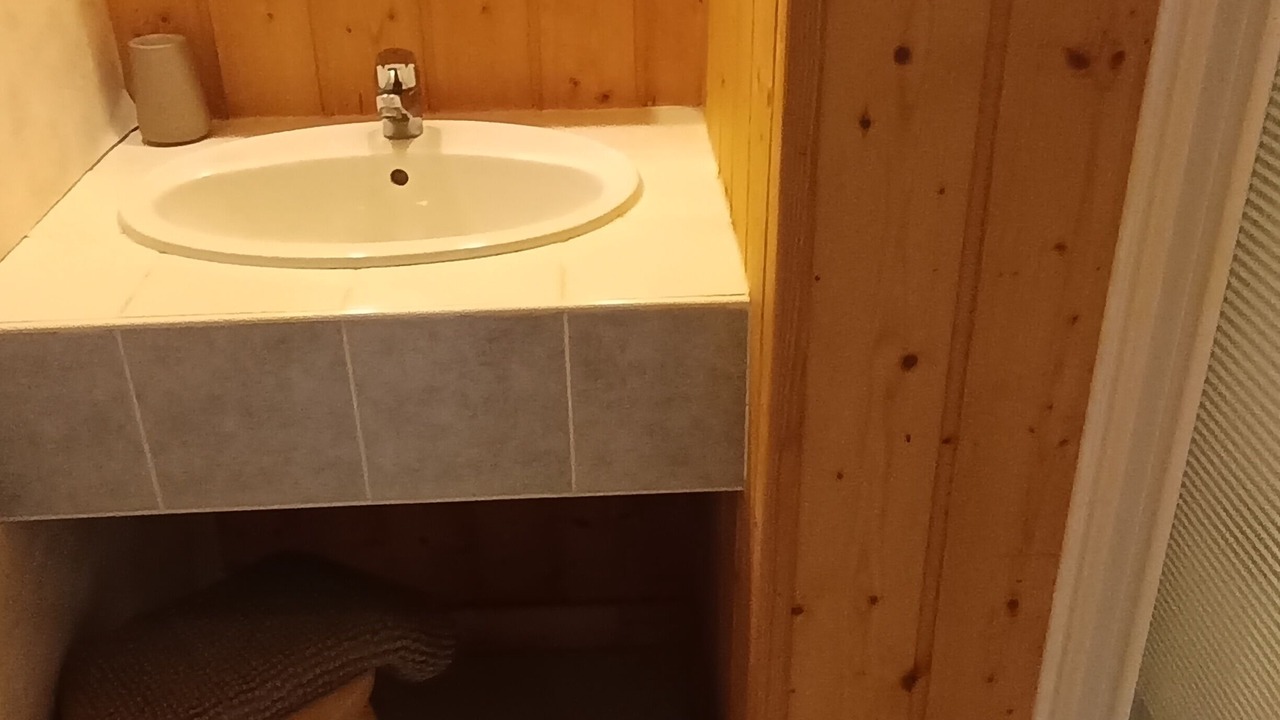 Photo of Bathroom in Commenailles