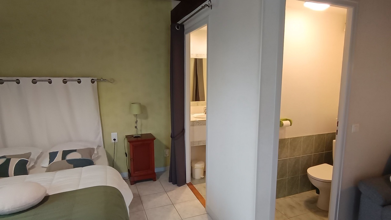 Photo of Bedroom in Commenailles