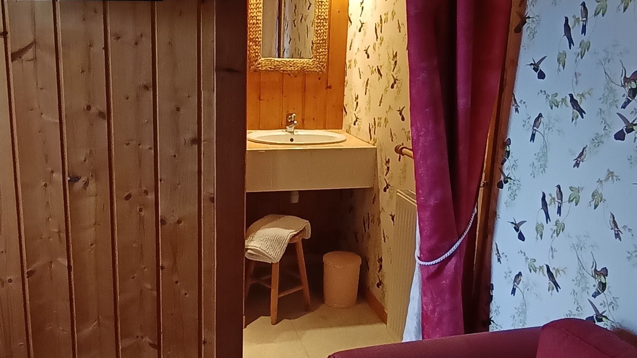 Photo of Livingroom in Commenailles