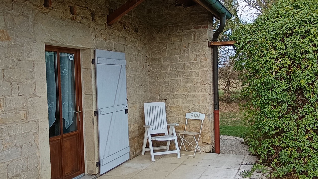 Photo of Patio Balcony in Commenailles