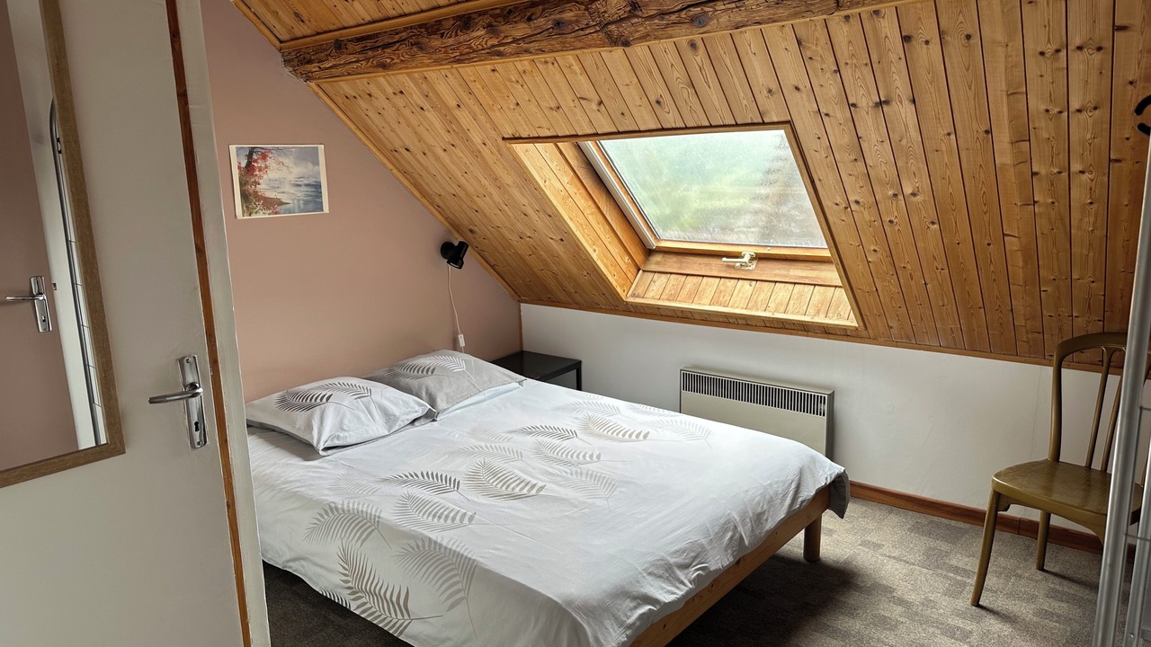 Photo of Bedroom in Saint-Jean-de-Vaulx