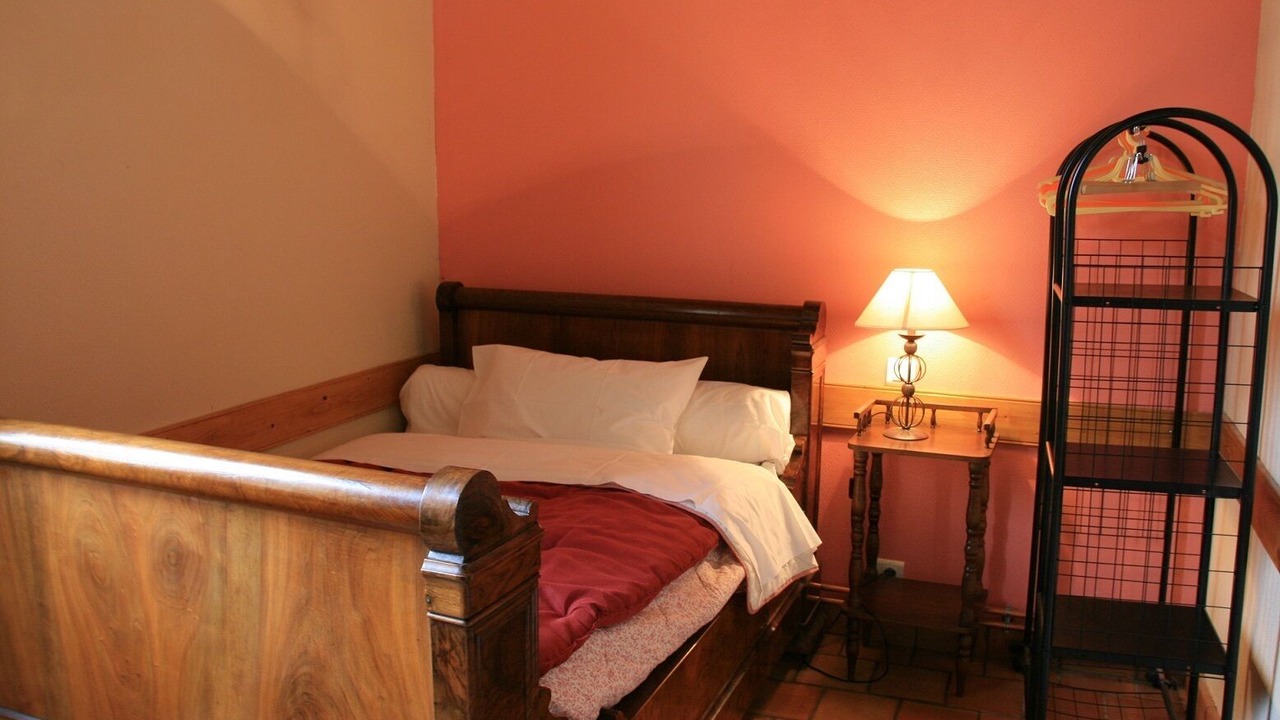 Photo of Bedroom in Huilly-sur-Seille
