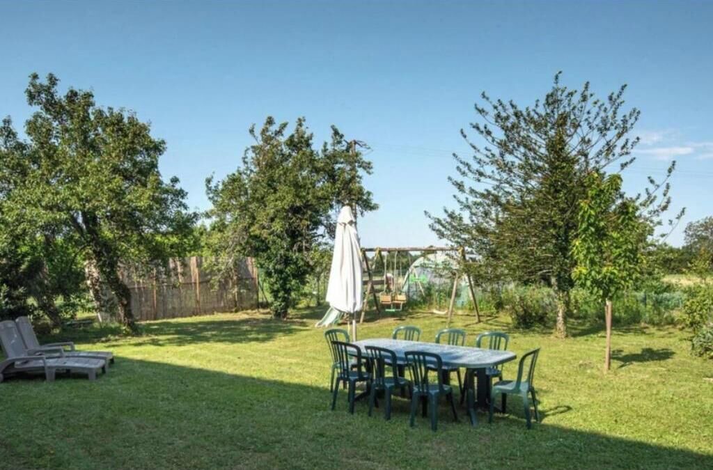 Photo of Outdoor in Huilly-sur-Seille