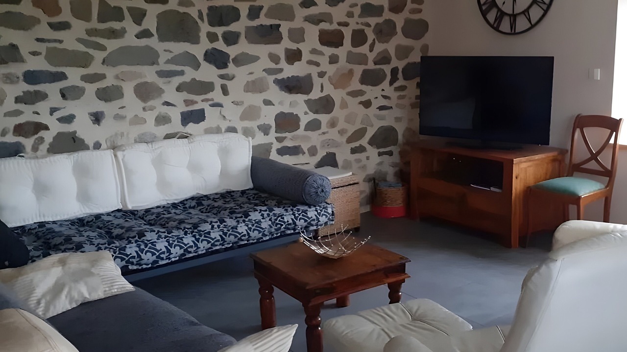 Photo of Livingroom in Alleuze