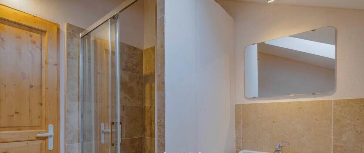 Photo of Bathroom in Viry