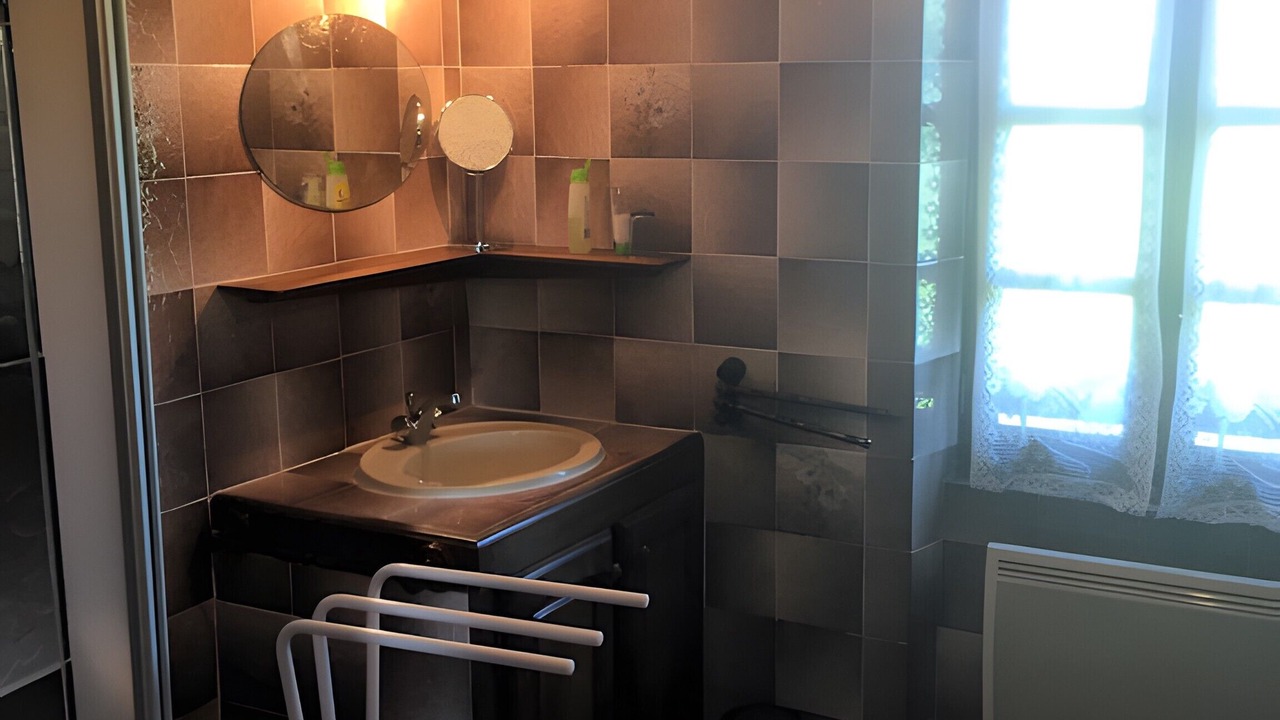 Photo of Bathroom in Bournazel