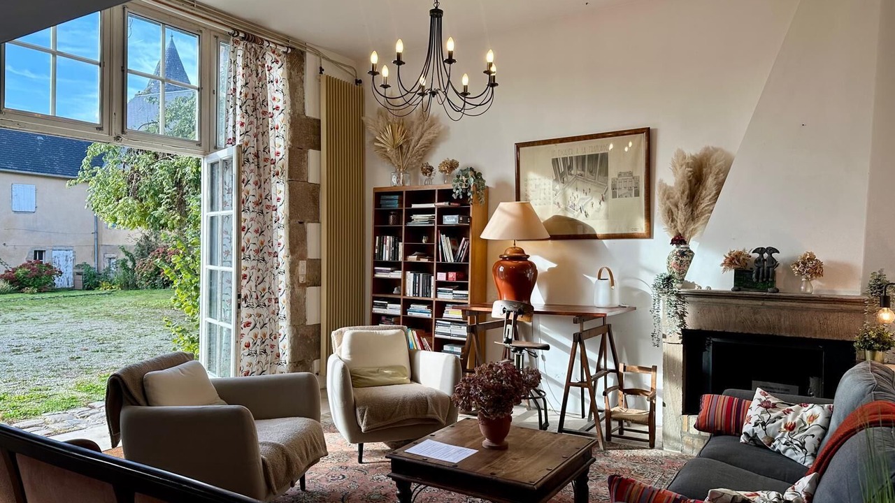 Photo of Livingroom in Autun