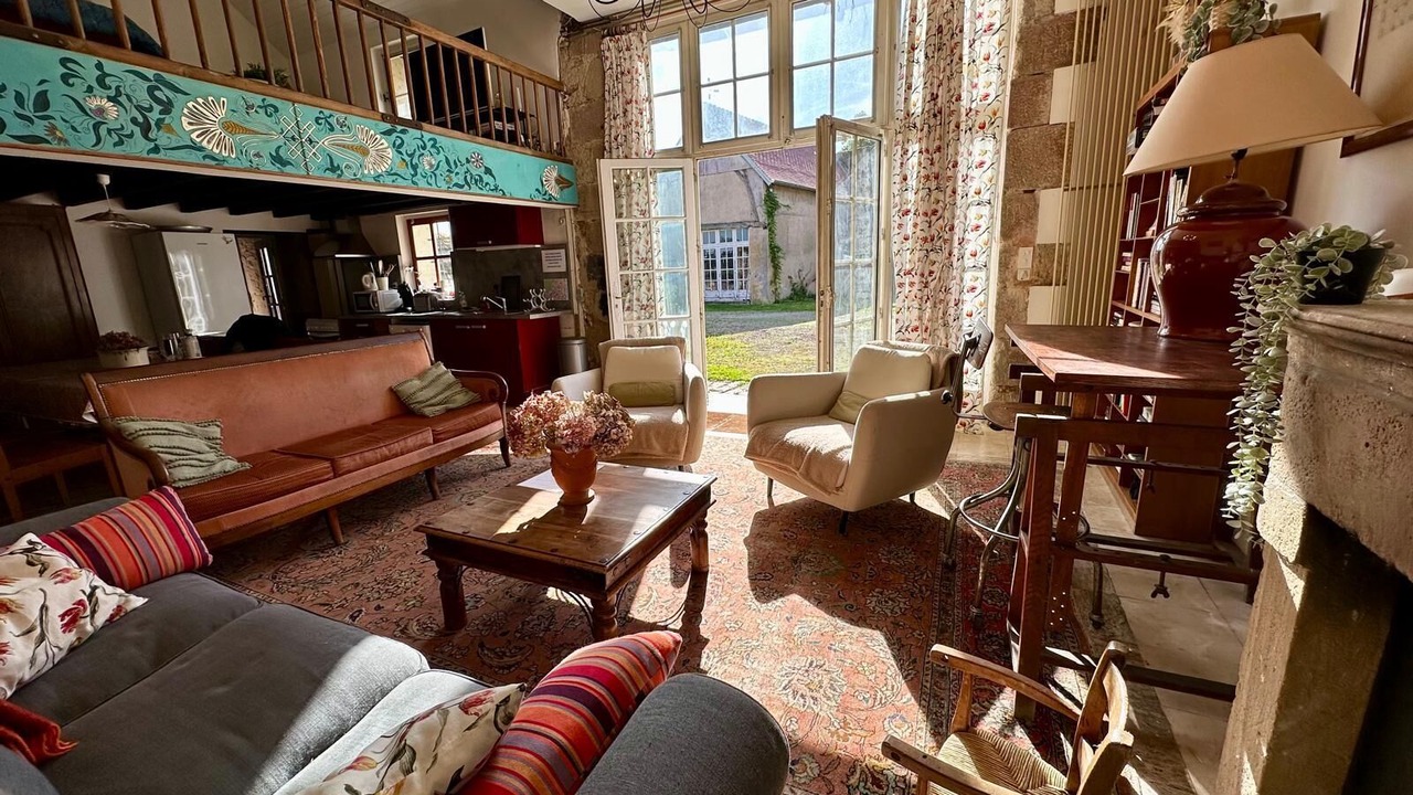 Photo of Livingroom in Autun