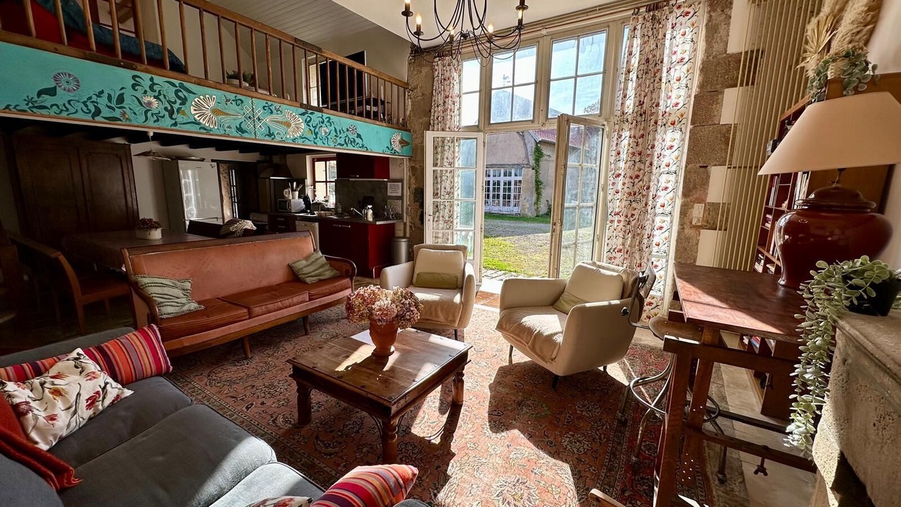Photo of Livingroom in Autun