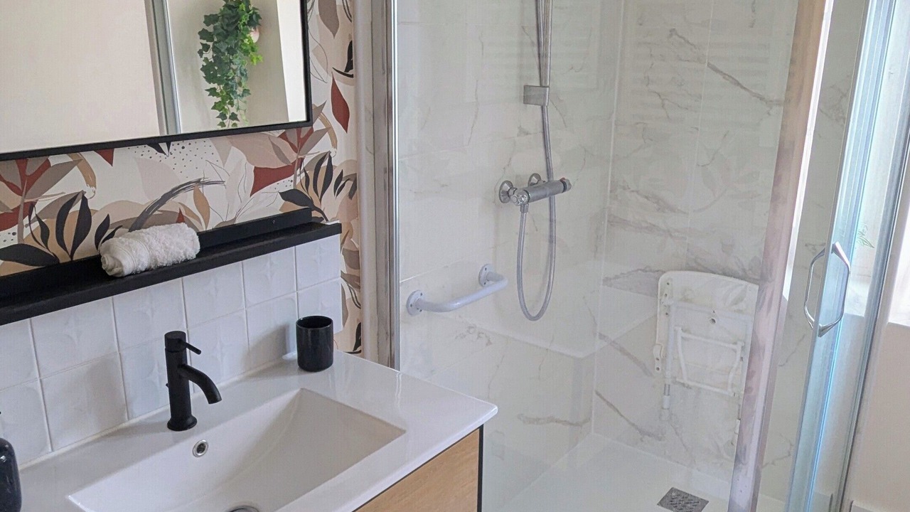 Photo of Bathroom in Deux Rivieres