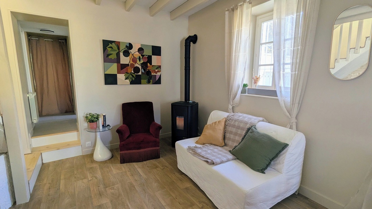 Photo of Livingroom in Deux Rivieres