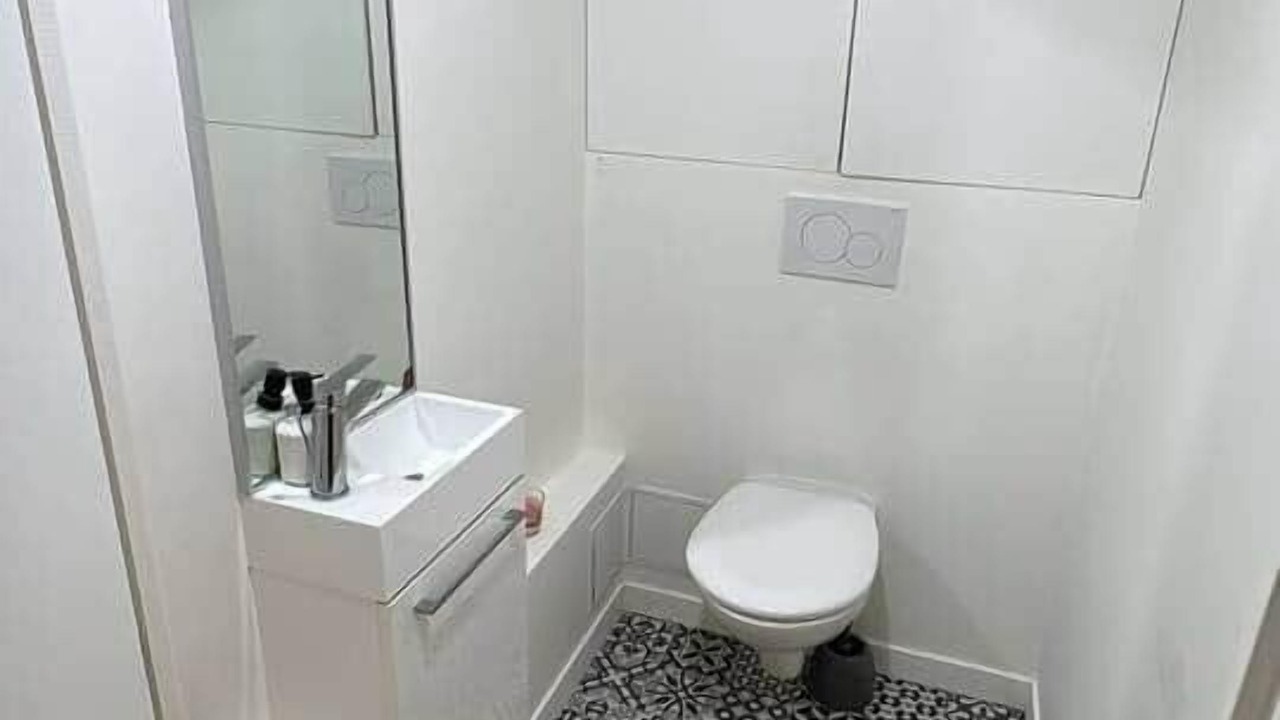 Photo of Bathroom in La Varenne Saint-Hilaire