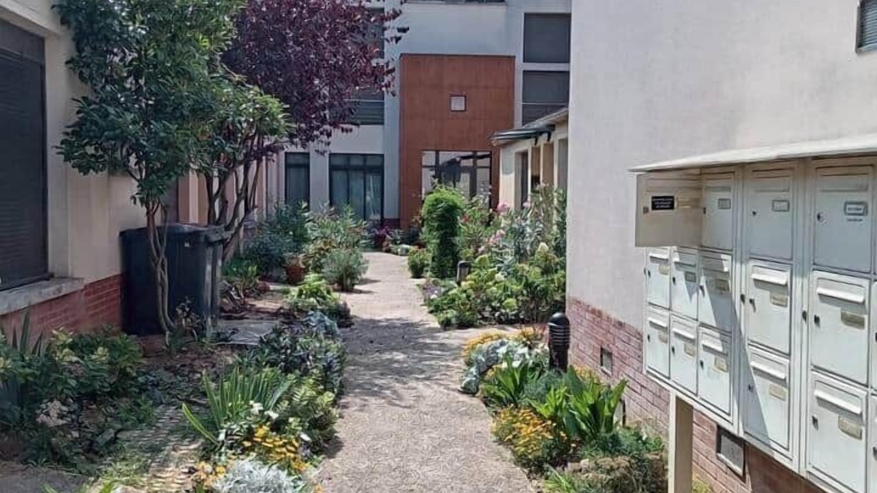Photo of Outdoor in La Varenne Saint-Hilaire