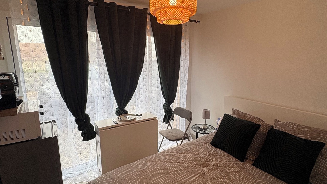 Photo of Bedroom in Saint-Remy-en-Rollat