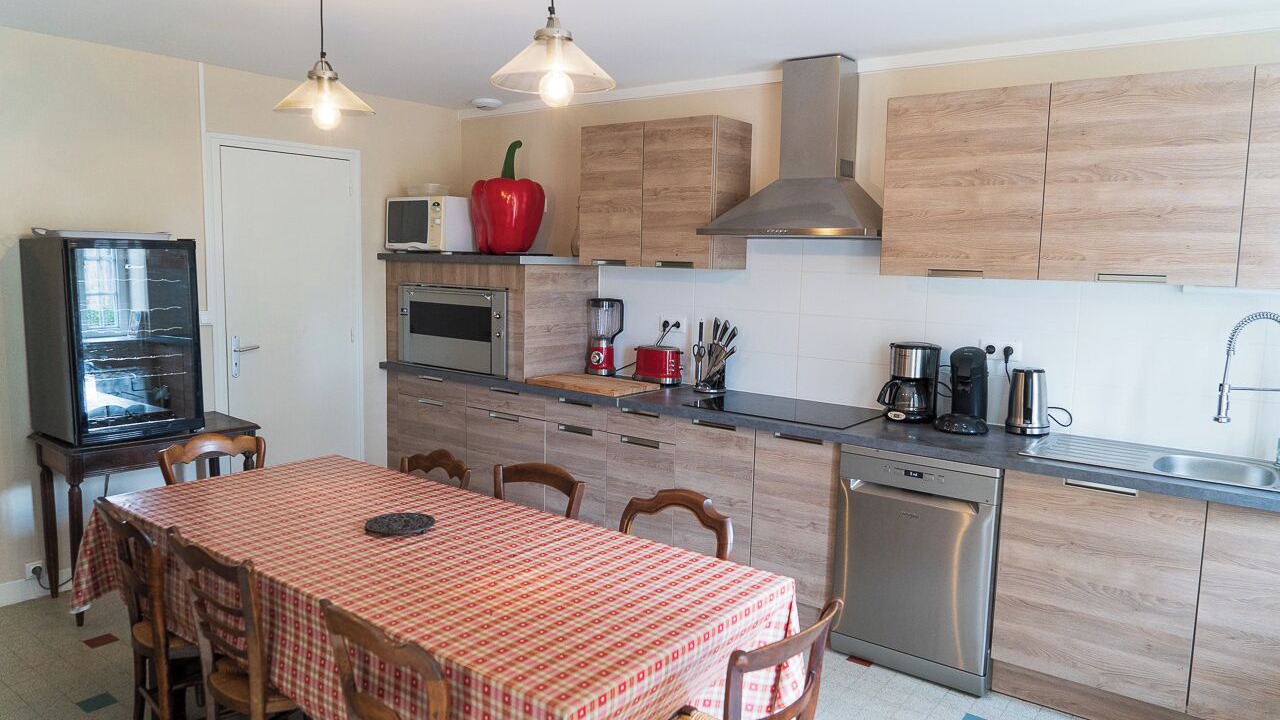 Photo of Kitchen in Saint-Bonnet-de-Vieille-Vigne