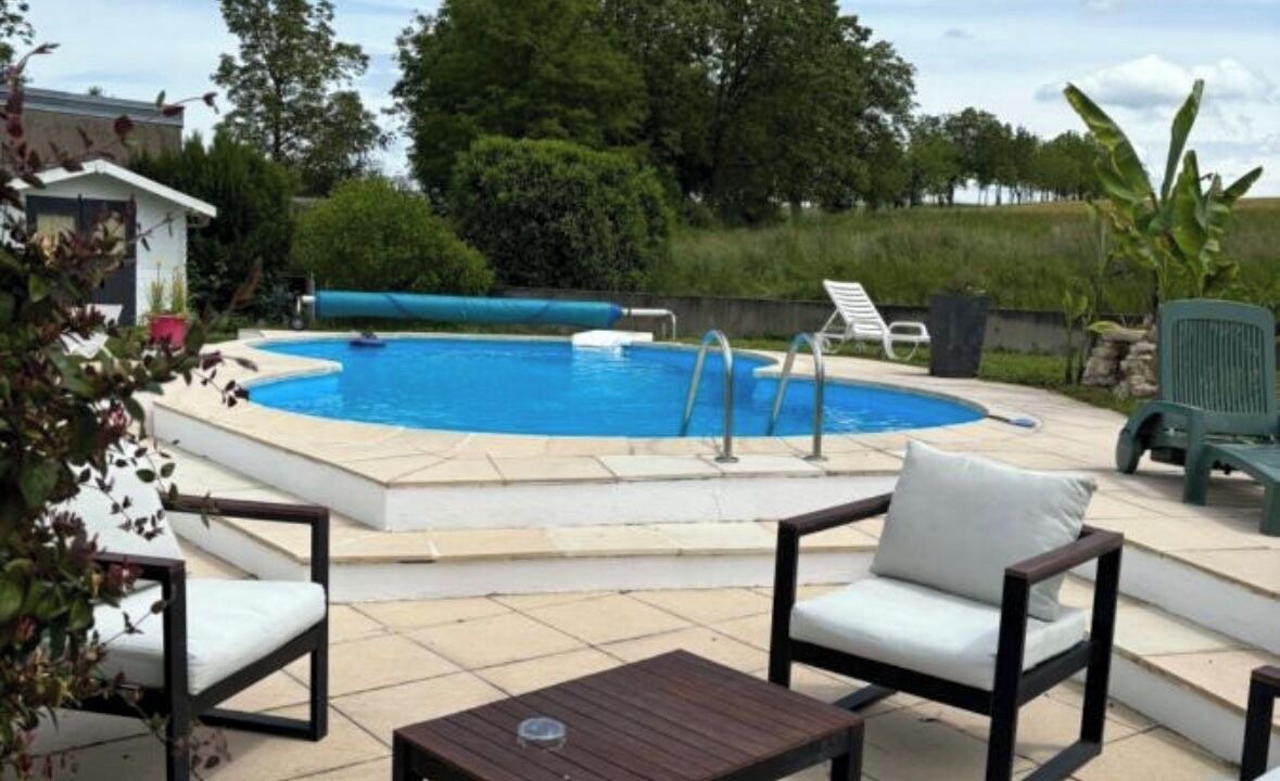 Photo of Outdoor in Velet