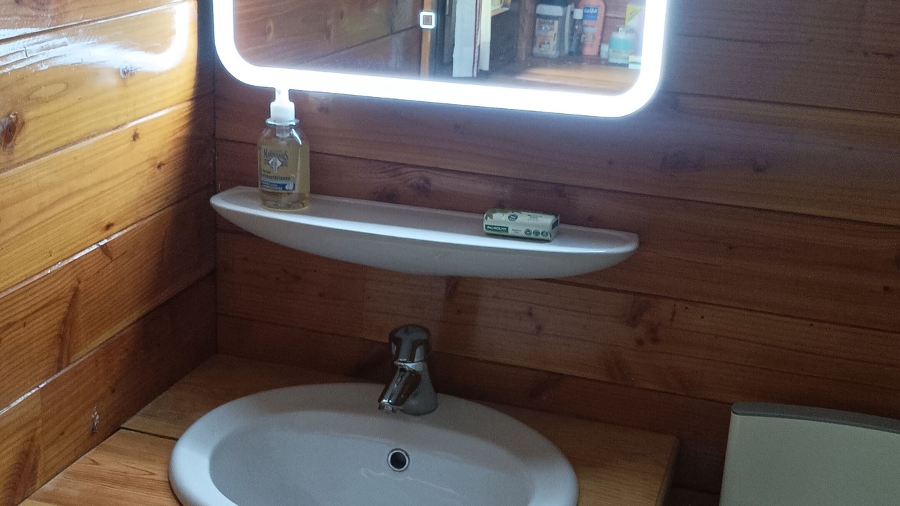 Photo of Bathroom in Eyne 2600