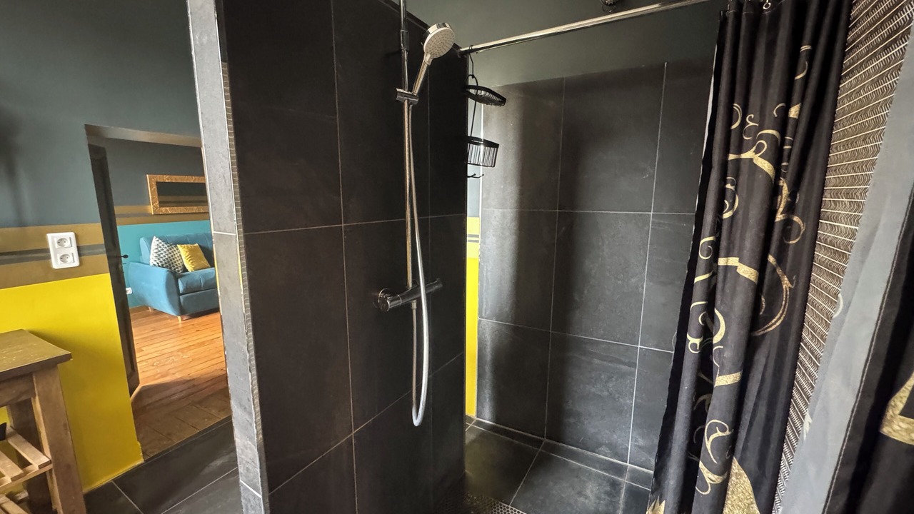 Photo of Bathroom in Jullie