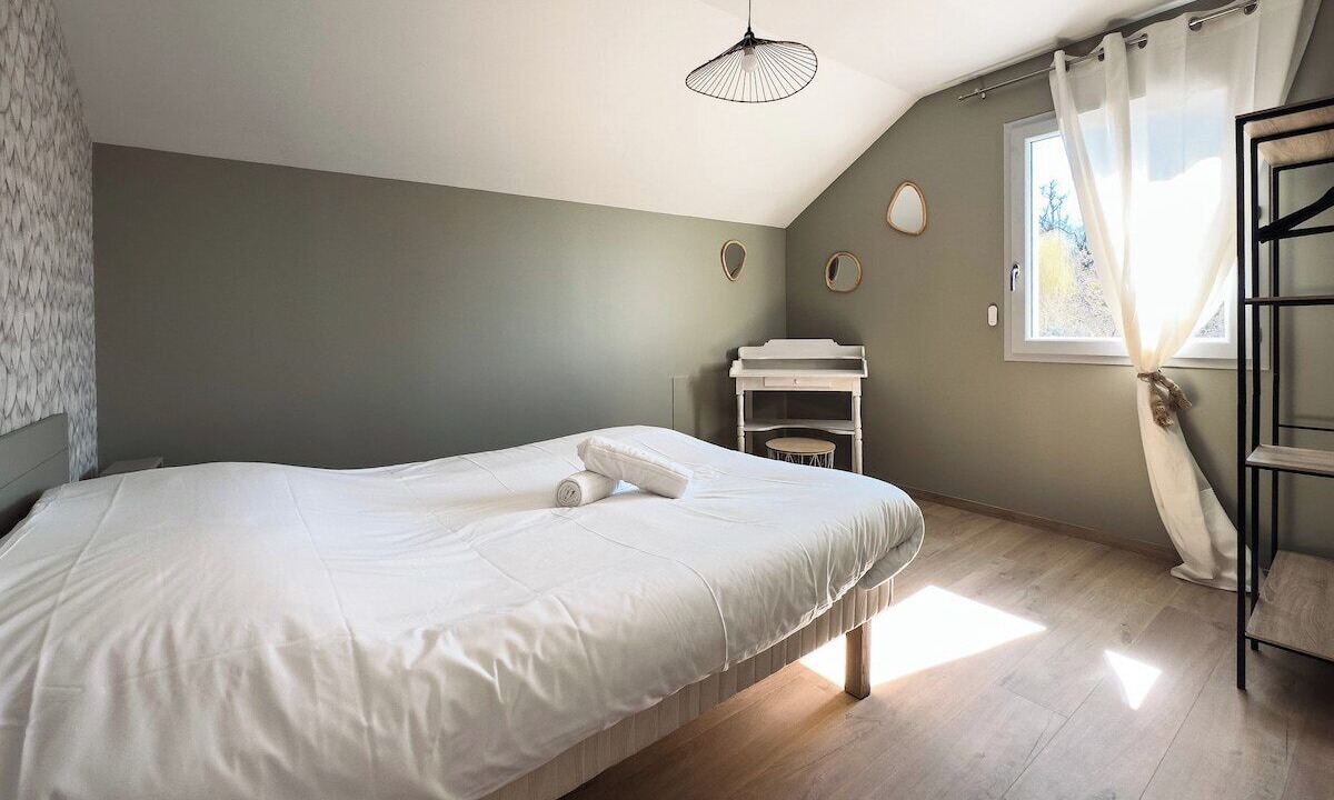 Photo of Bedroom in Saint-Martin-d'Uriage