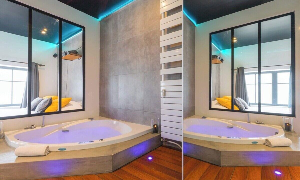 Photo of Bathroom in Faubourg-Raines