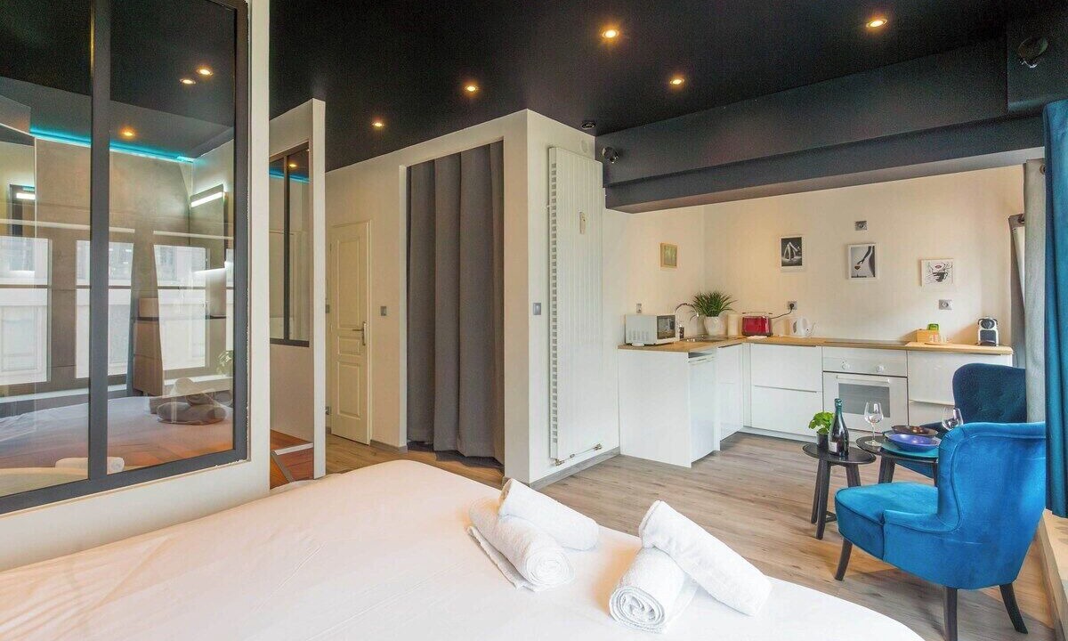 Photo of Bedroom in Faubourg-Raines